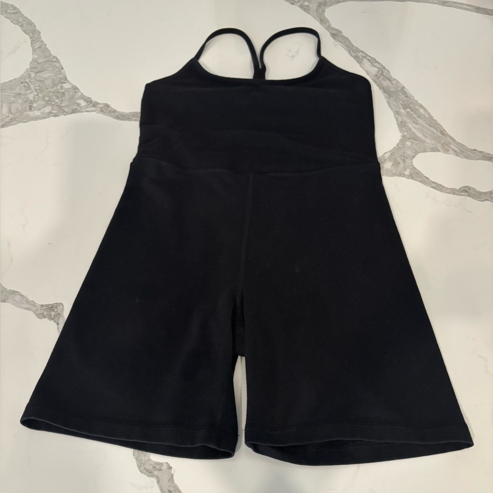 NWOT Racer back Black Sleeveless Romper from old navy size small
